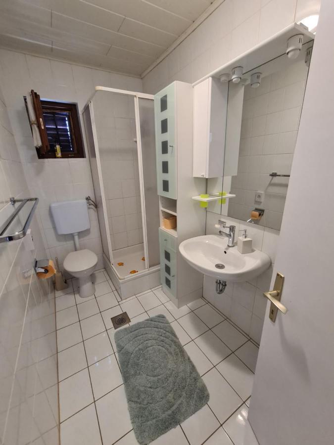 Apartman Tamy Malinska Exteriör bild