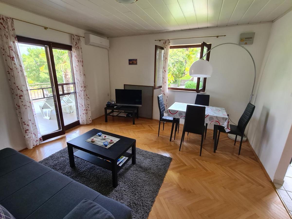 Apartman Tamy Malinska Exteriör bild